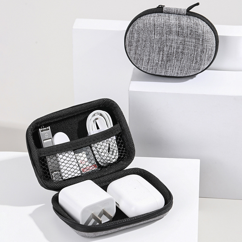 Organizzatore di cavi da viagg - Office Tech Bag recensione e prezzo