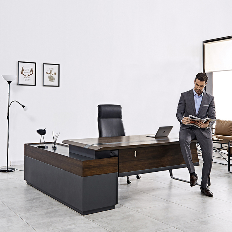 Tavolo da ufficio moderno e di - Office Tech Furniture recensione e prezzo