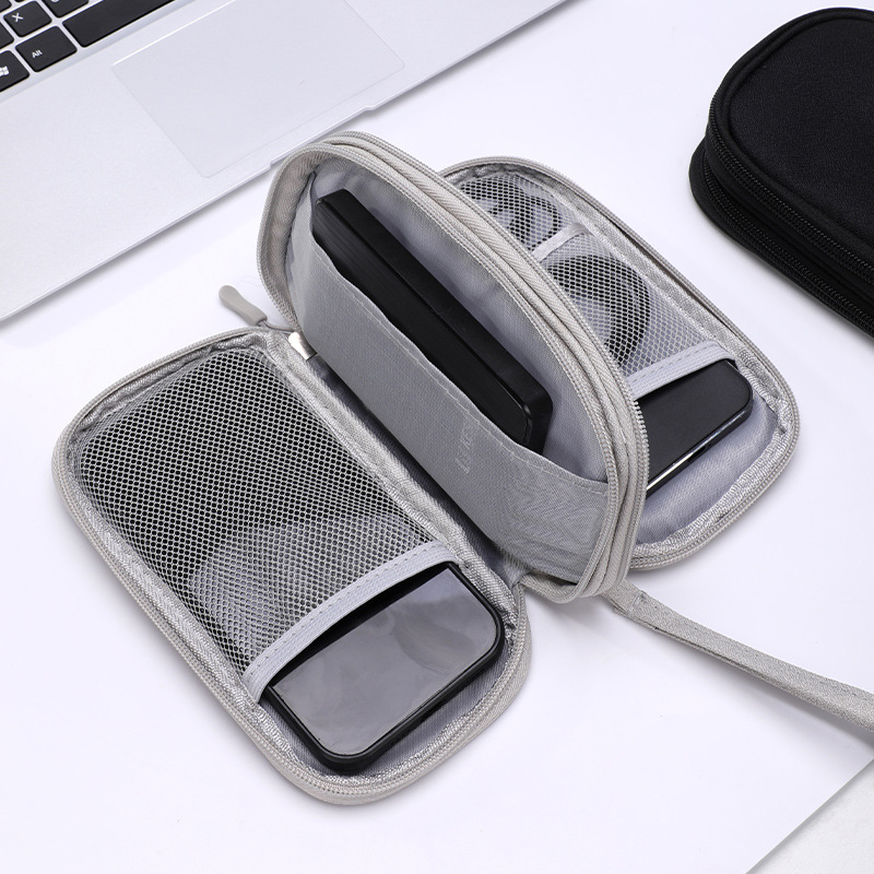 Borsa portaoggetti per cavi da - Office Tech Bag recensione e prezzo